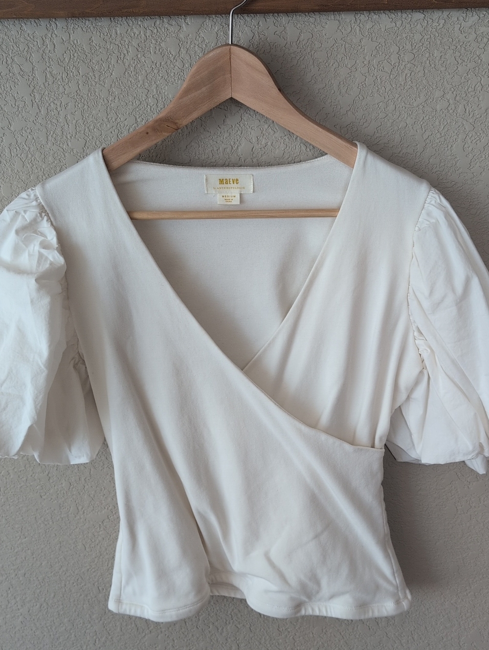 Maeve By Anthropologie White V-Neck Wrap Puff Sleeve Top